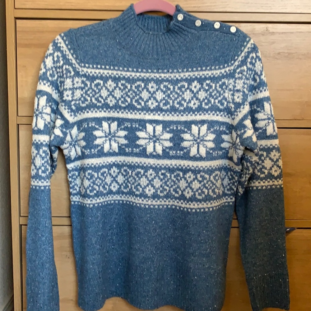 NWOT Festive Blue Sweater